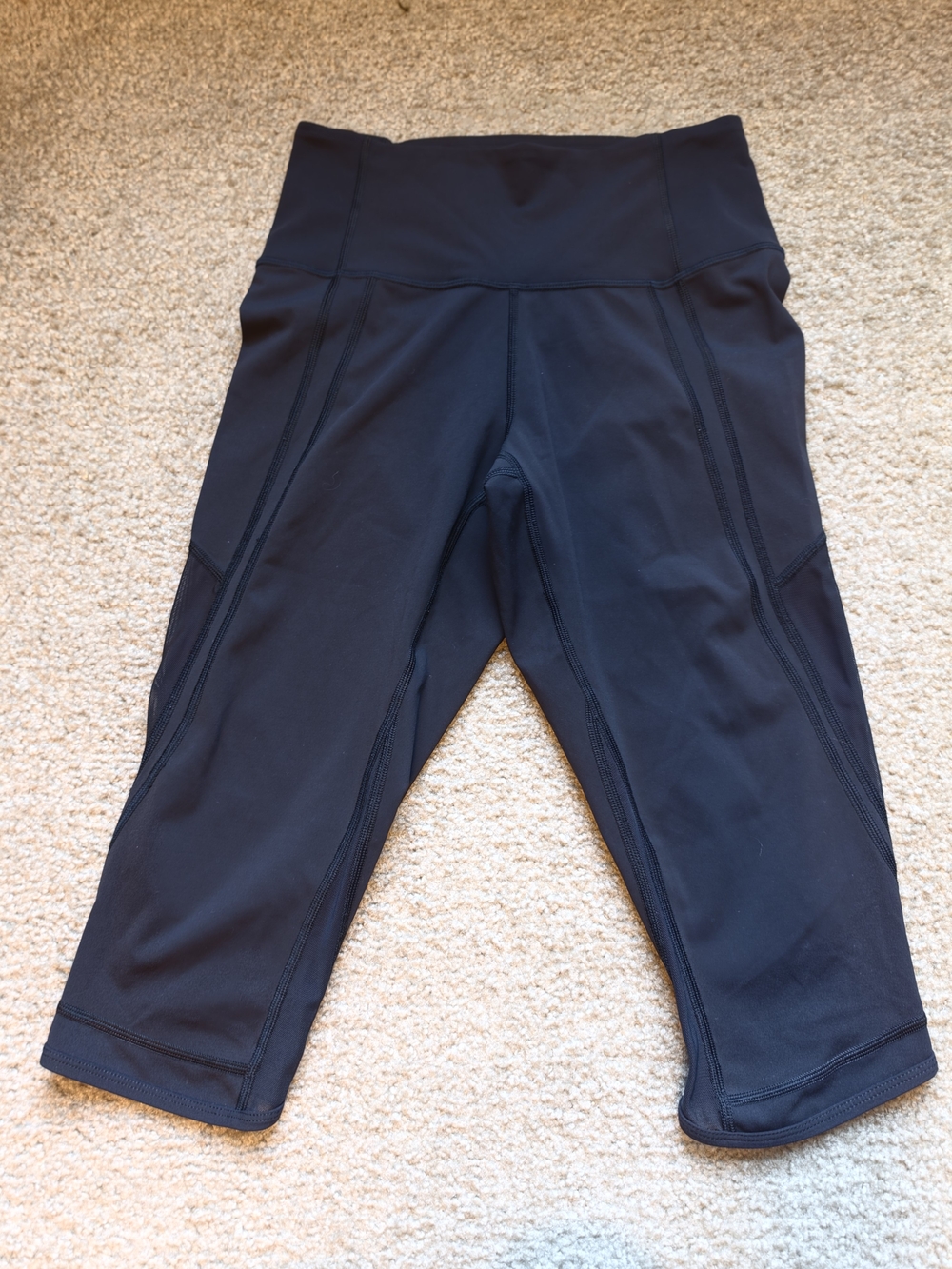 lululemon athletica Black High-Rise Cropped Leggings